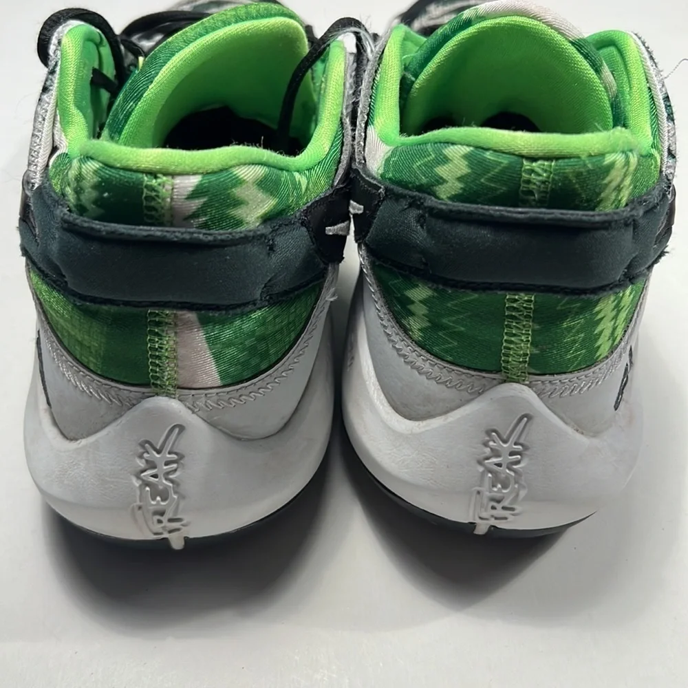 NIKE Freak men sneaker - Picture 4 of 8